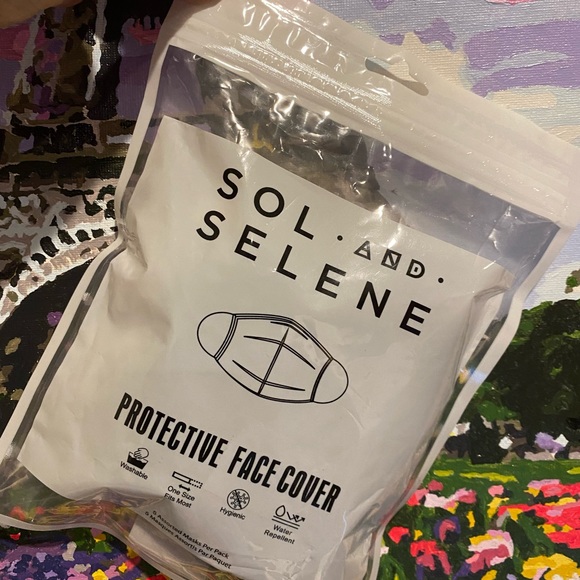 Sol and Selene Protective Face Cover Water Repellent Unisex set of 5 assorted co - Picture 2 of 5